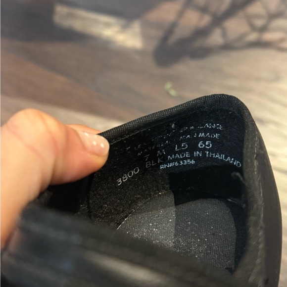 Capesio Black Mary Jane tap shoes with Buckle - Picture 7 of 8